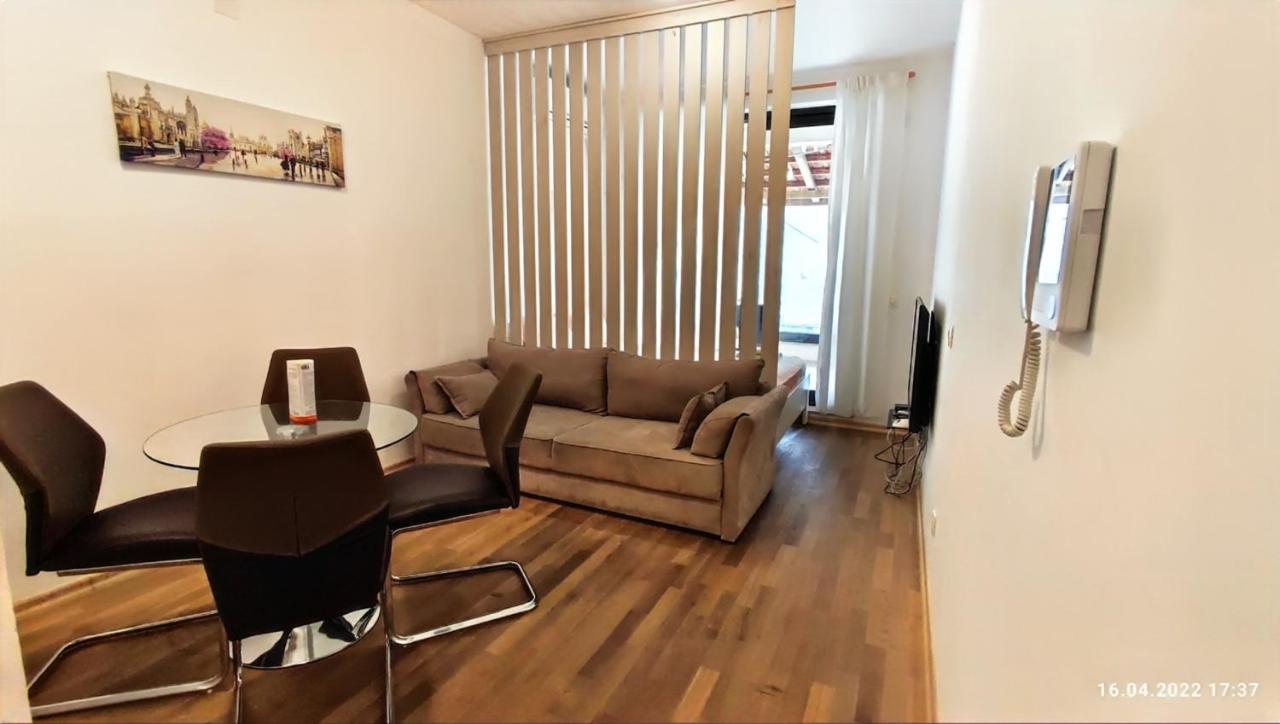 Apartments Beatrice Rafajlovići Εξωτερικό φωτογραφία