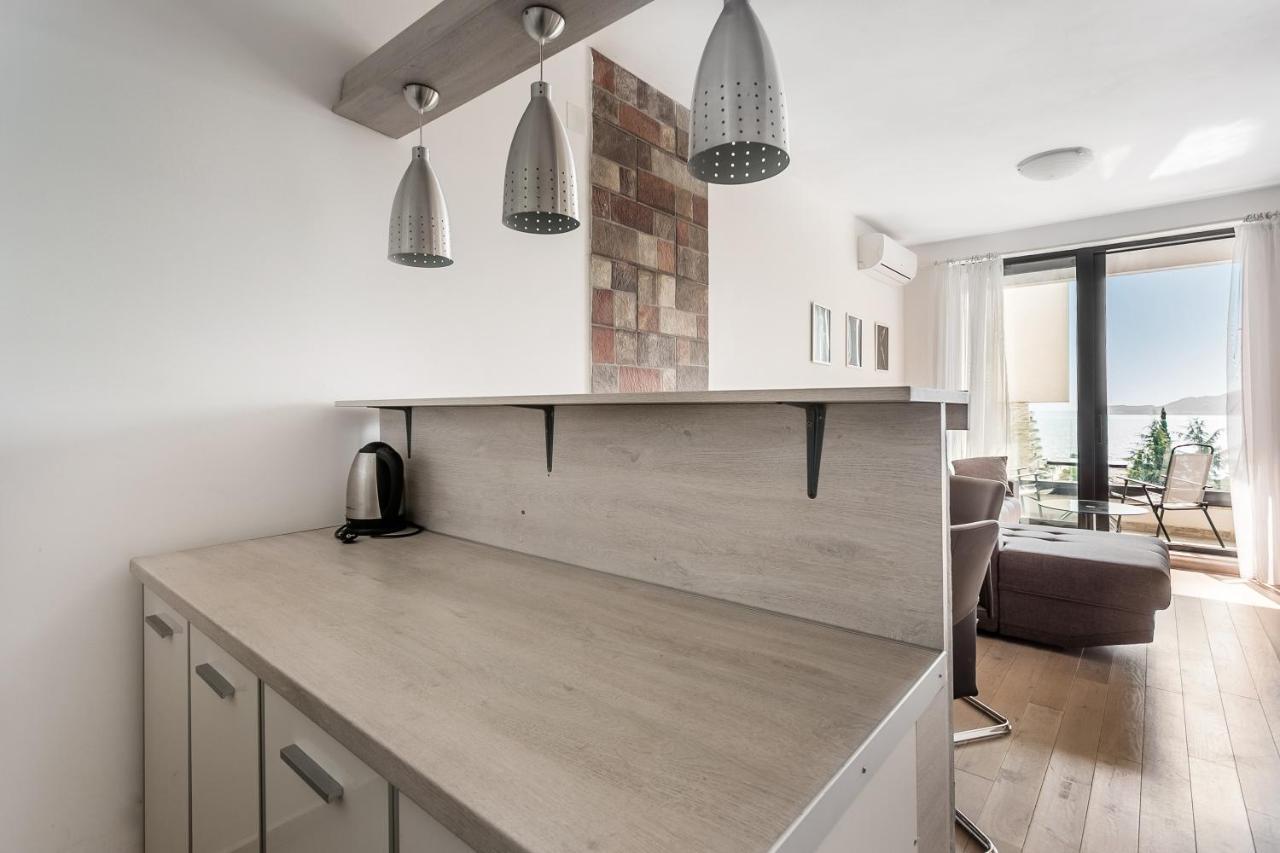 Apartments Beatrice Rafajlovići Εξωτερικό φωτογραφία