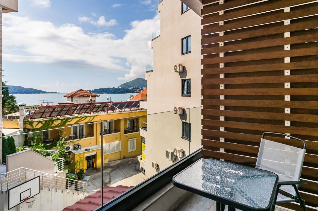 Apartments Beatrice Rafajlovići Εξωτερικό φωτογραφία